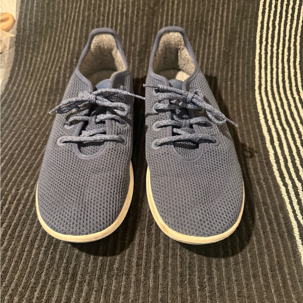Allbirds Men's Blue Wool Athletic Shoes. Men’s size 11.